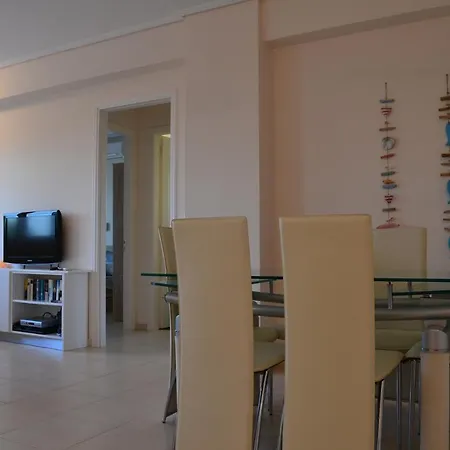 Emma - With Stunning Sea Views *